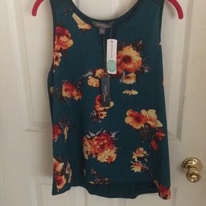 NWT floral sleeveless top